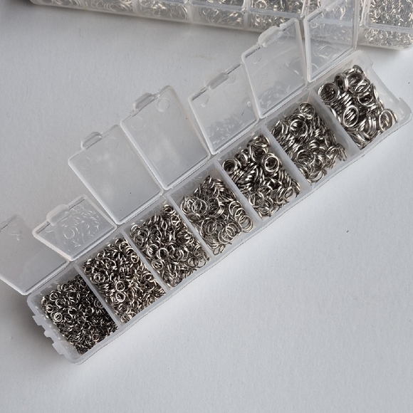 Assorted Silver Metal Jump Rings - 7 Different Sizes - Picture 2 of 10